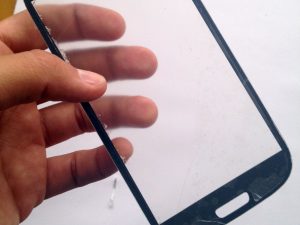 راهنمای تصویری تعمیر شیشه شکسته جلو Samsung Galaxy S III