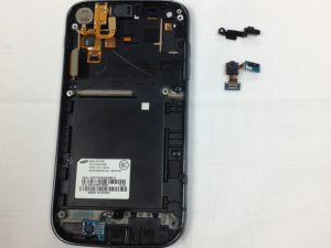 راهنمای مرحله به مرحله تعمیر دوربین جلو Samsung Galaxy S II T989