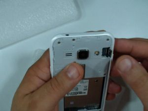 راهنمای گام به گام تعمیر صفحه نمایش و ال سی دی لمسی Samsung Galaxy J1